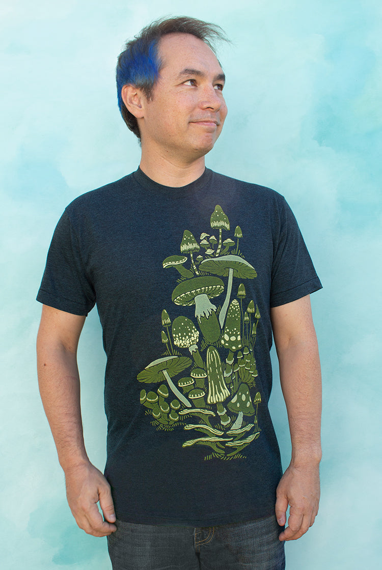 Mushrooms - Black Aqua Men's T-shirt